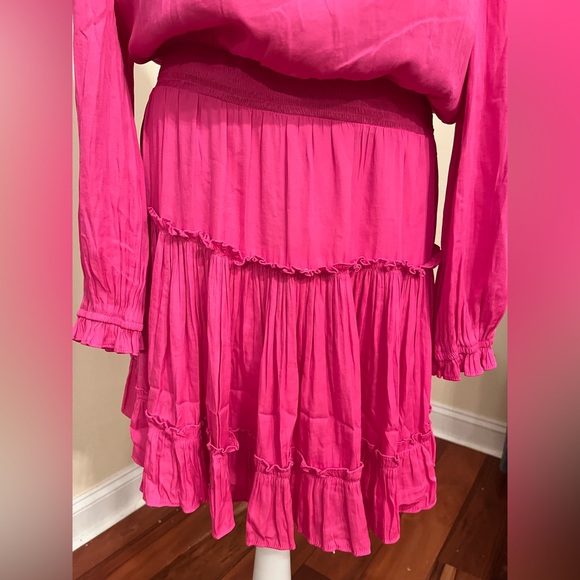 Skies Are‎ Blue Making Waves Tiered Mini Dress - Picture 5 of 6